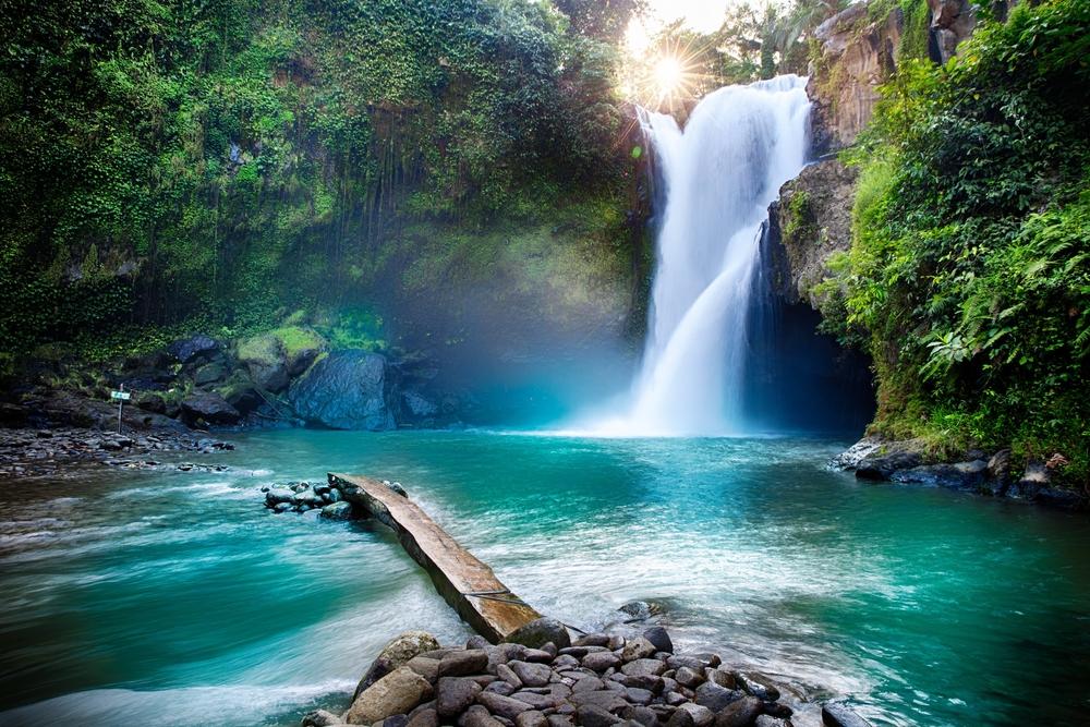 Keindahan Air Terjun Tegenungan